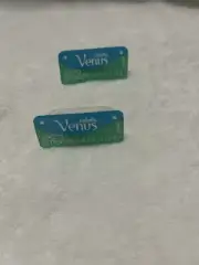2 Gillette Venus Womens Razor Blade Refills Extra Smooth Sensitive