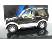 AUTOart / AUTO ART - 1999 MITSUBISHI PAJERO (BLACK / SILVER) - 1/43 DIECAST