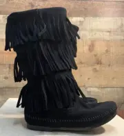 NIB Minnetonka 3 Layer Fringe Women's Boot Moccasin Black Size 5