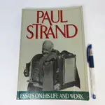 【綠鈕二手書店】＜ESSAYS ON HIS LIFE AND WORK(原文書，美國攝影大師＞－PAUL STRAND