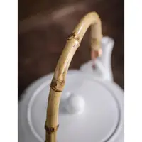 在飛比找ETMall東森購物網優惠-白色大茶壺陶瓷單壺家用茶具中式禪意竹提梁大號過濾泡茶壺中國風