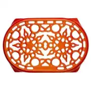 LE CREUSET CAST IRON OVAL TRIVET, Flame