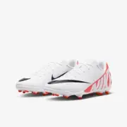 *BRAND NEW* Nike Air Zoom Mercurial Vapor XV Club MG Size 8 US Red White