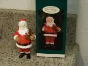 1996 Hallmark Keepsake Ornament - Collector's Club - SANTA - New in Box