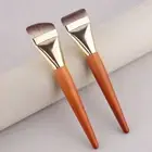 Soft Foundation Brush Ultra Thin Makeup Brushes Flat Contour Brush Girl