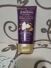 Jergens Oil-Infused DEEP CONDITIONING Shea + Cocoa Whipped Butter Blend Lotion