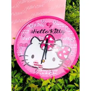 正版授權 三麗鷗 HELLO KITTY 凱蒂貓 愛心蝴蝶結款 掃秒壁鐘 卡通時鐘 指針時鐘 掛鐘 壁鐘 時鐘