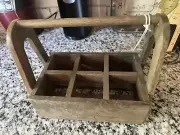 TOMMY BAHAMA 6-Beer Bottle Crate Drink Caddy Barn Wood