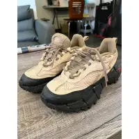 在飛比找蝦皮購物優惠-2023 新款Reebok Zig Kinetica 2.5