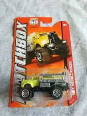 2013 Matchbox FLAME SMASHER Yellow 51/120 GREAT CARD Heroic Rescue WILDFIRE