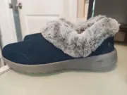 Skechers Lounge On-the-GO Joy Suede Slip-Ons Cozy Catch Navy/Gray 7.5 NWB
