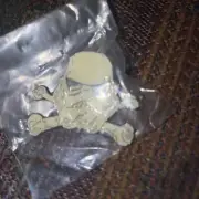 Star Wars Storm Trooper Helmet Crossed Bones Enamel Metal Pin NEW UNUSED
