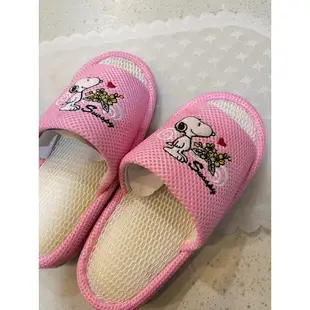 日本帶回Snoopy粉色室內拖鞋