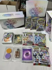 Pokémon Center Scarlet & Violet Prismatic Evolutions Elite Trainer Box (READ)
