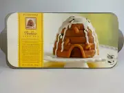 Nordic Ware 3D Beehive 10 cup Cake Pan Williams Sonoma Honey Bees Easter Spring