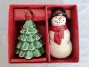 NIB! Yuletide Salt & Pepper Shaker Set by St Nicholas Square