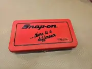 Snap-On Tools NEW Ships 41 Piece Metric Tap and Die Set TDM-117A