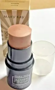 new Mary Kay Glowing Finish Illuminating Stick: BRONZE