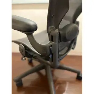 [二手轉售］Herman Miller Aeron chair 1.0/ Classic B size 無前傾