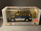 Sunstar Mitsubishi Montero V6 3500 - Blue - 1/18 Diecast