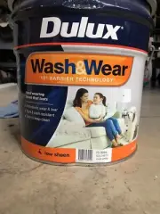 Dulux Wash And Wear New HOG BRISTLE QUARTER