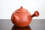 ☆ red clay teapot by Emu Yamada, the current fourth-generation Yamada Jozan.