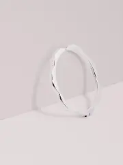 sliced scallops hinge bangle