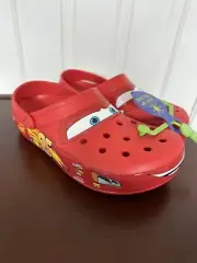 Lightning McQueen Crocs Men’s Size 8 / Women 10 Brand New Light Up Classic Clogs