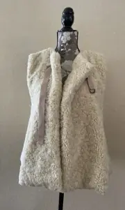NWT Anthropologie Akemi + Kin Super Soft Vest Jacket Women’s One Size