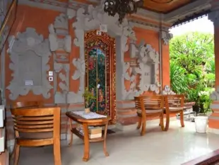 諾曼穆佳娜家庭旅館Nyoman Murjana Homestay