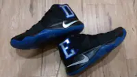 在飛比找Yahoo!奇摩拍賣優惠-特價中，杜克 NIKE KYRIE 2 EP "DUKE" 