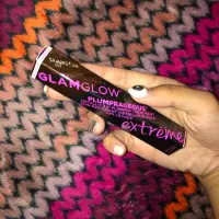 在飛比找蝦皮購物優惠-Glamglow瞬效性感翹唇蜜