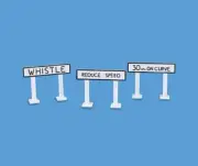 Track Signs - OO/HO Accessories - Model Scene 5052