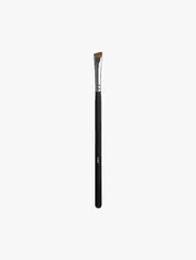 M165 Angle Liner Brow Brush