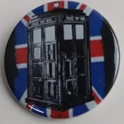 Dr Who Tardis 1.5 inch Pin Back Badge. *