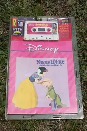 Vintage 1998 Snow White on Tape with Book Never opened