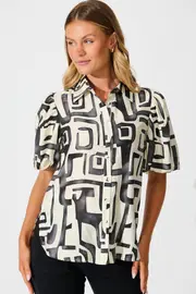 Vibrations Shirt Short Sleeve in Black and White Geometric Print 8