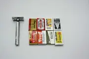 Feather,Astra, Gillette,Personna Double Edge Razor Blades+Classic Safety Razor