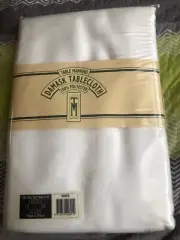TABLE MANNERS VINTAGE White DAMASK TABLECLOTH NEW - 100% Polyester