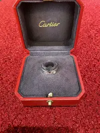 在飛比找Yahoo!奇摩拍賣優惠-Cartier 卡地亞 love系列 三鉆戒指 18k白金