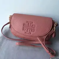 在飛比找Yahoo!奇摩拍賣優惠-潮牌 TORY BURCH 美國輕奢時尚 摔紋牛皮 大LOG