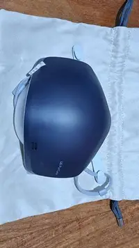 在飛比找Yahoo!奇摩拍賣優惠-LG PuriCare 口罩型空氣清淨機 (潮流黑)  AP