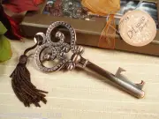 30x Antique Skeleton Key Bottle Openers - Unique Party Favors Wedding favor