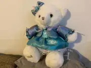 2004 WalMART CHRISTMAS Snowflake TEDDY BEAR white Girl 22" Blue Outfit Nice New