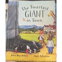 在飛比找蝦皮購物優惠-the smartest giant in the town