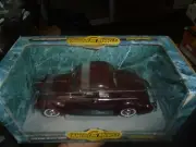 Ertl 1/18 American Muscle 1940 Ford Deluxe Coupe Burgundy BEAUTIFUL NICE CAR