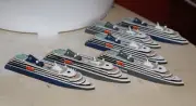 1:1250 Pack of Six Waterline Cruise Ship Model - Free Shipping