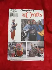 UNCUT 1994 Simplicity Crafts Sewing Pattern # 8852 Hand Bags In Seven Styles