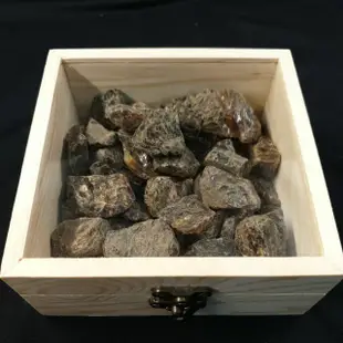 天然緬甸藍珀原礦 200g 供佛聖品 含木盒