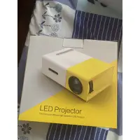 在飛比找蝦皮購物優惠-LED Projector隨身投影機